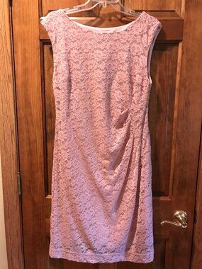 SUZANNE BETRO PINK LACE LINED DRESS, MEDIUM (4-6)